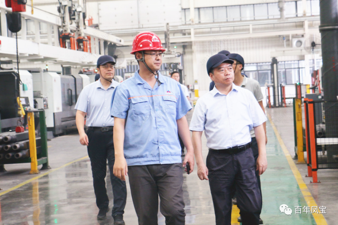 安阳市政协副主席侯合柱到开云官方网页-开云（中国）
集团调研指导工作